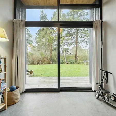 Architect-designed Summer House In Holloselund Hébergement de vacances